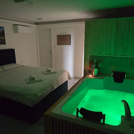 Wellness Deluxe Edy Apartment Zagreb