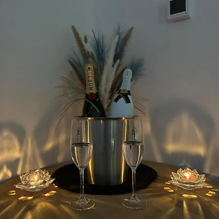 Wellness Deluxe Edy Apartment Zagreb
